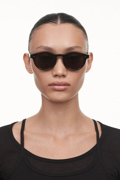 03 Sleek Sunglasses-Chimi-Tocca Finita